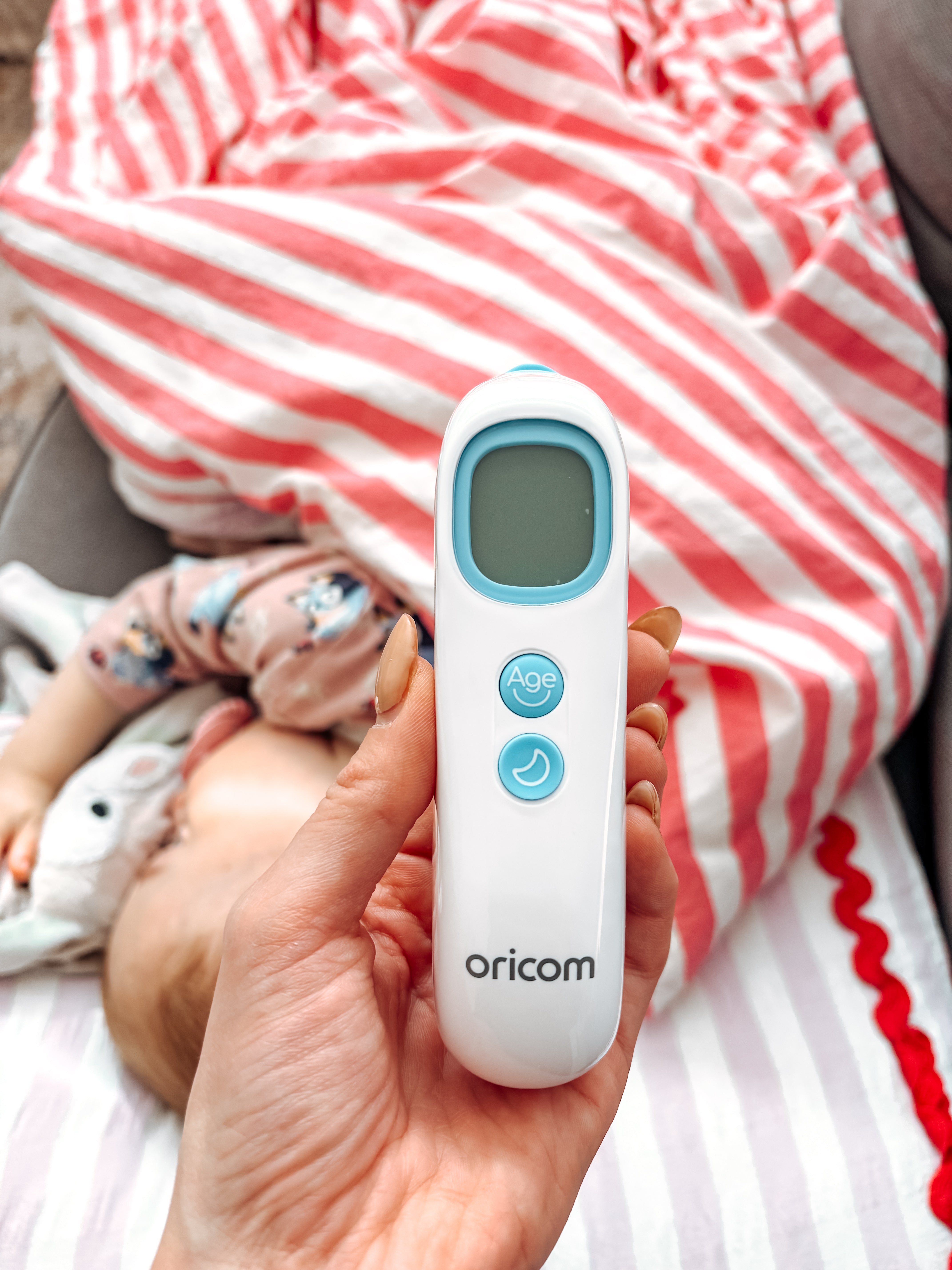 IET800 Ear Thermometer