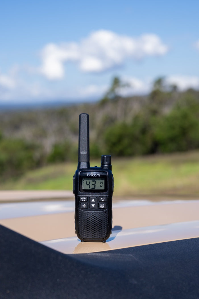 UHF2200-1 Handheld 2 Watt UHF CB Radio Single Pack