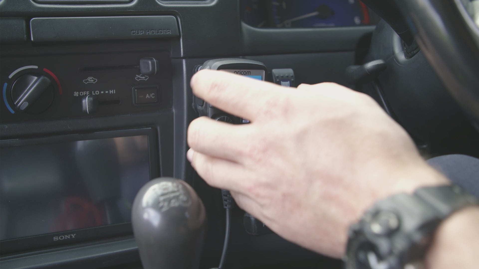 UHF350DRAH - Dual Receive UHF CB Radio + Handheld Value Pack